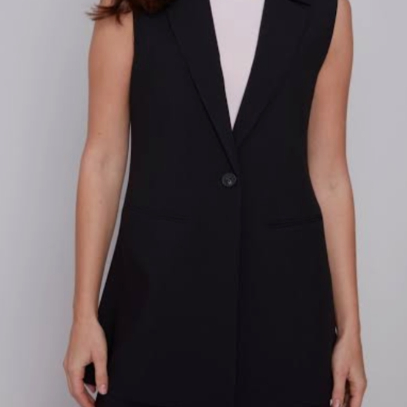 CHARLIE B Jackets & Blazers - CHARLIE B Black Sleeveless Vest Chic,Feminine.